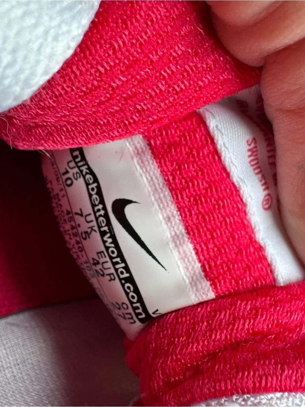 Nike Women’s White and Pink Dual-Fusion Running Sneakers